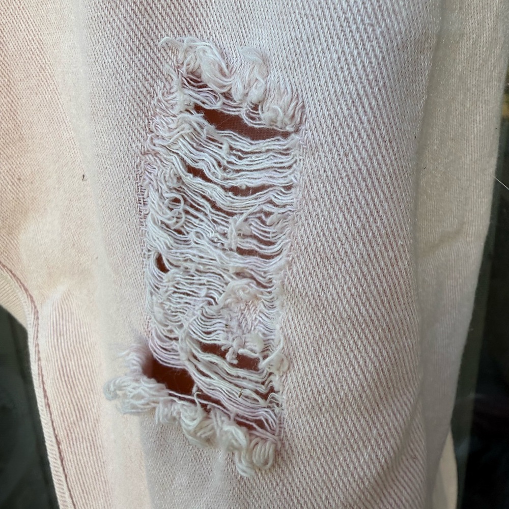 POL light pink distressed relaxed fit jeans 
SZ L NWOT - Picture 6 of 8